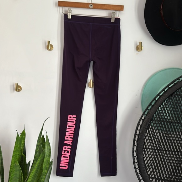 Underarmor winter running tight - Picture 2 of 3